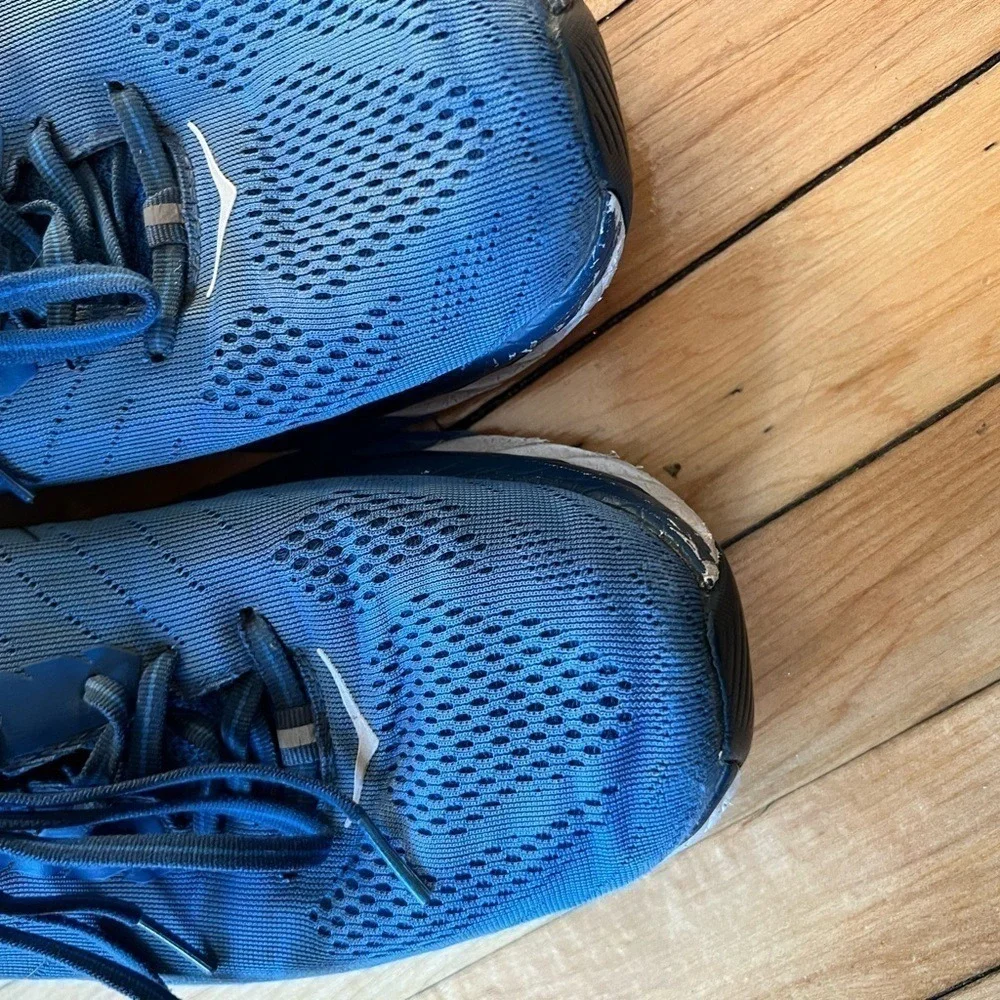 Hoka One One Arahi‎ blue running shoes